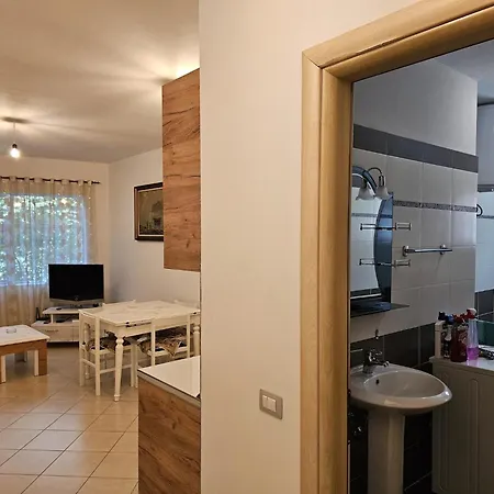 Apartment In Vlore Near Sandy Beach * Vlorë